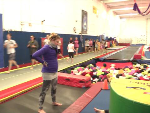 Trampoline Training For Figure Skaters, Part 1 (Kori Ade, Vincent Restencourt)